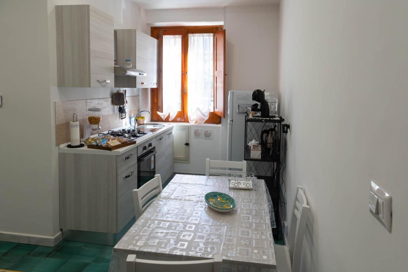 Let It B&B Apartment Salerno Ngoại thất bức ảnh