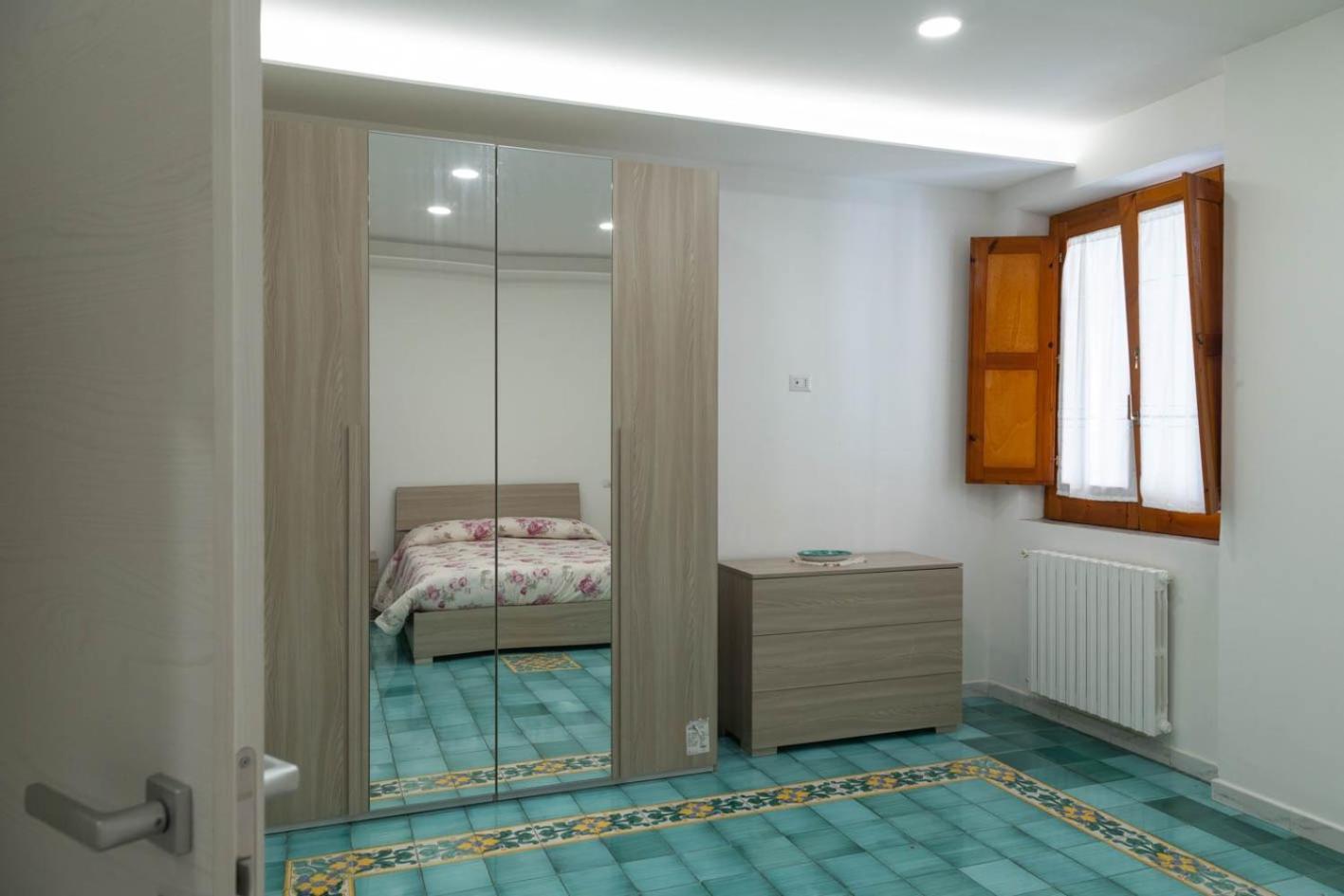Let It B&B Apartment Salerno Ngoại thất bức ảnh