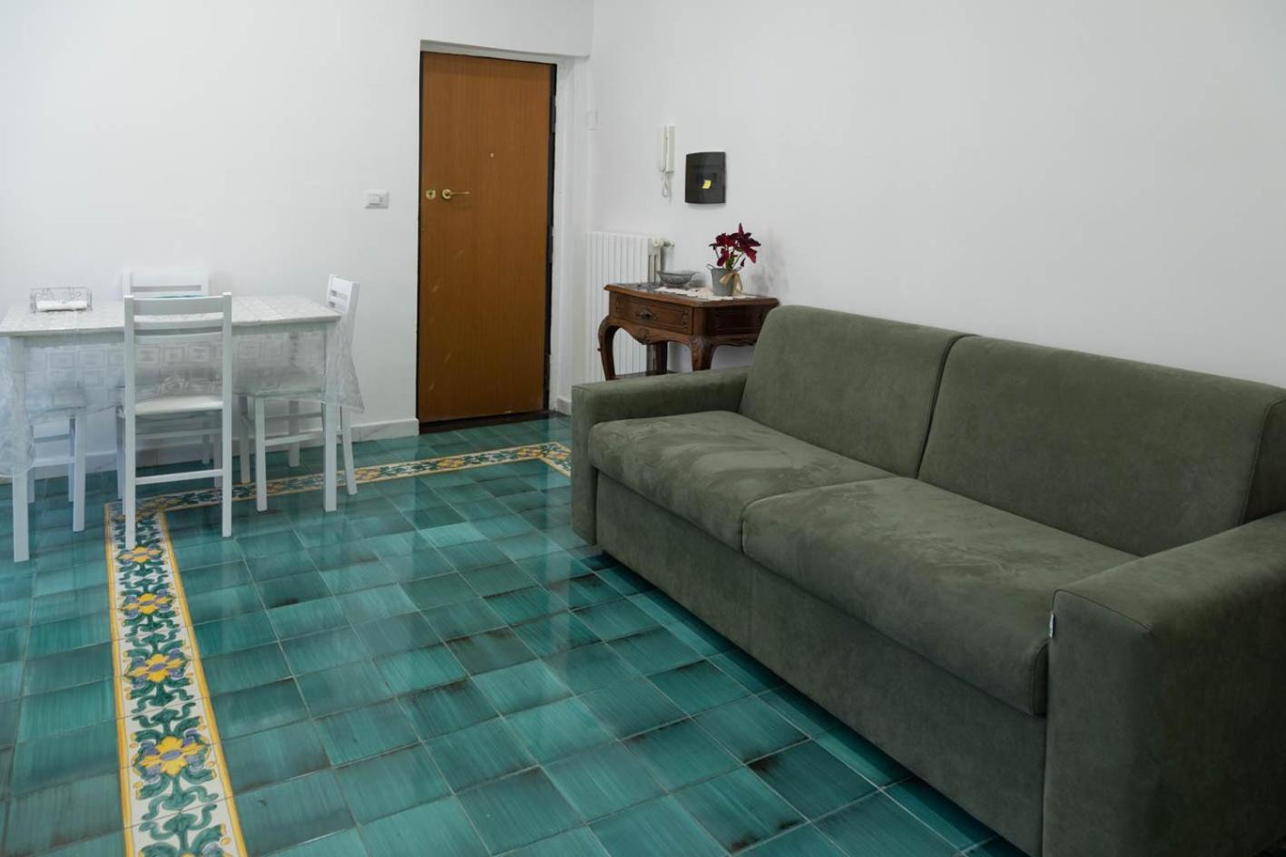 Let It B&B Apartment Salerno Ngoại thất bức ảnh